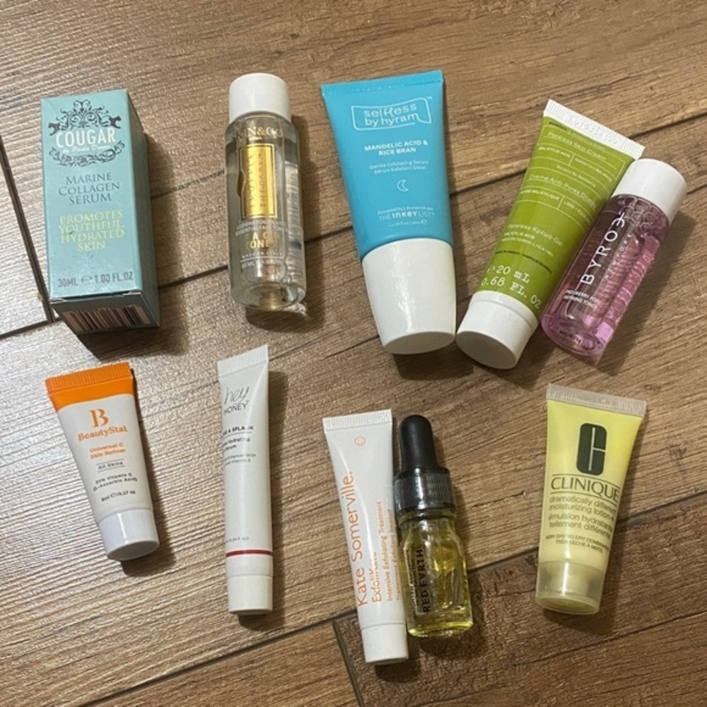 Deluxe sample skincare lot